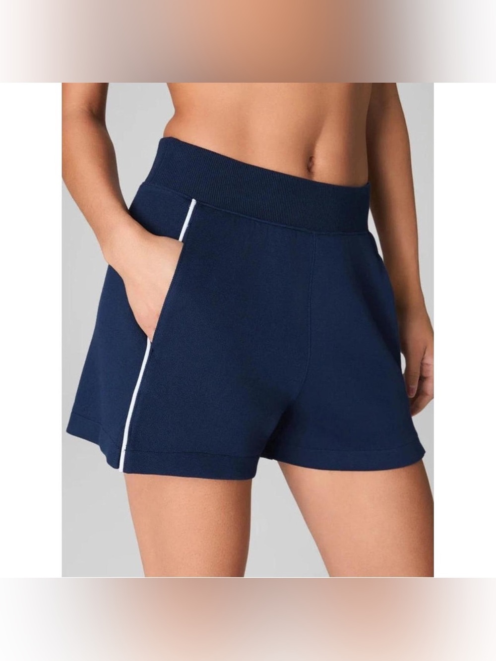 Spanx Air Essentials High Rise Navy Blue Shorts White Piping Size Small